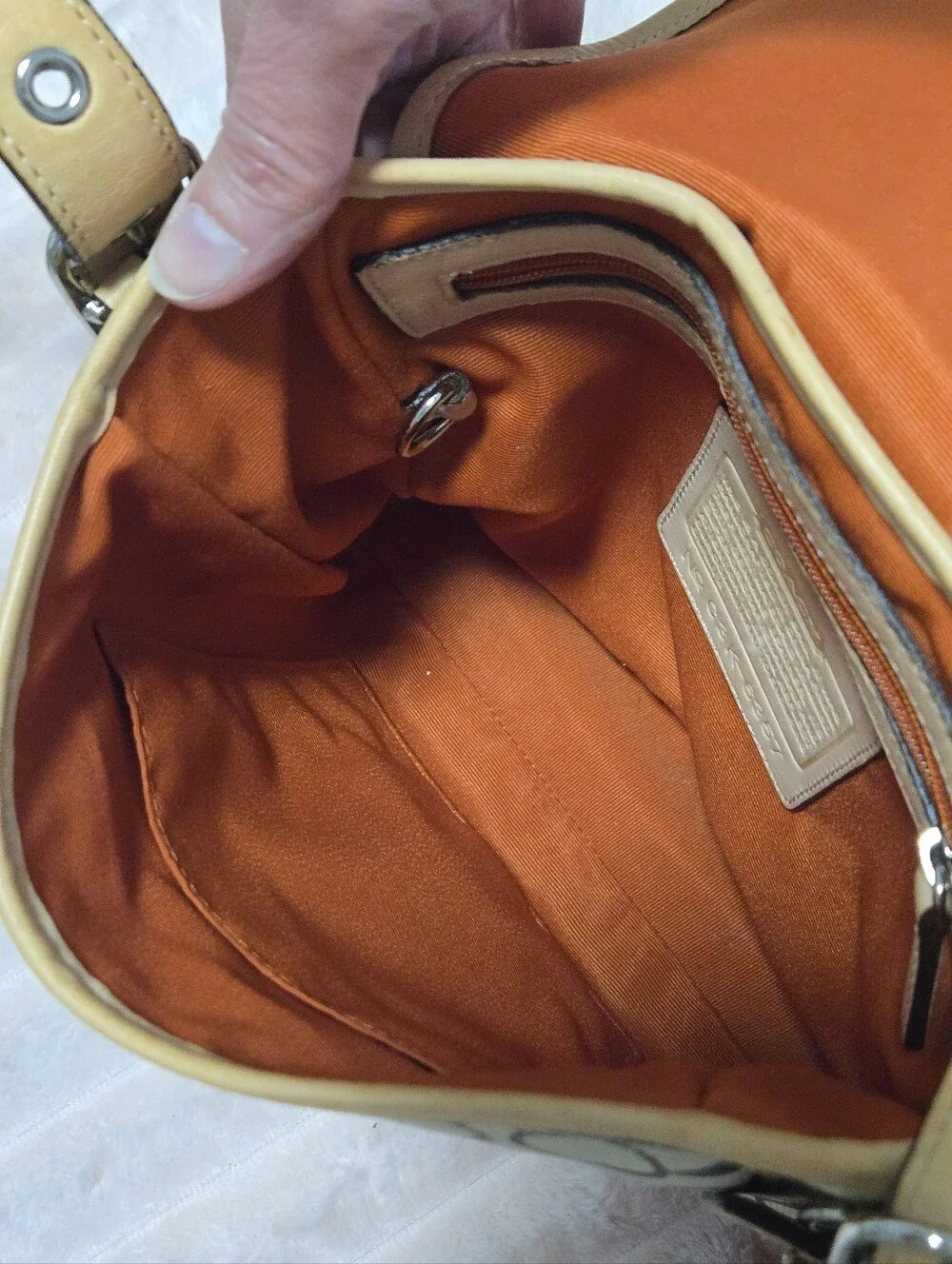 Coach Signature Canvas Messenger Crossbody Bag 2003 Vintage - Picture 10 of 14